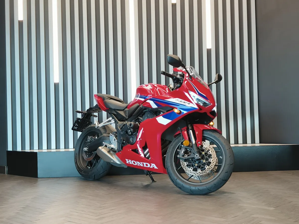 АВИЛОН - Honda CBR650 649 см³ (95 л.с.) (95) 649 Красный - slide 10106349