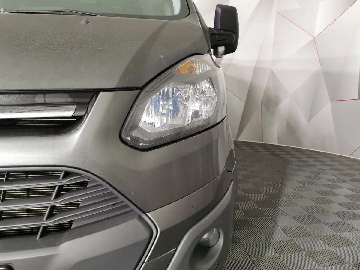 Ford Tourneo Custom 2.2 Duratorq TDCi MT 300 LWB (125 л.с.) Limited Серый в АВИЛОН. Слайд №10