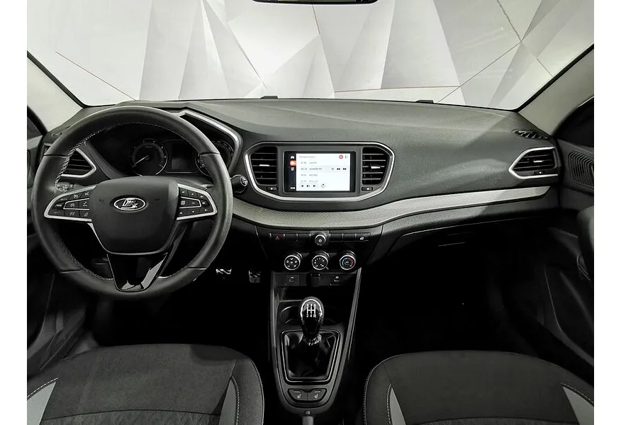 ВАЗ (Lada) Vesta 1.6 MT (106 л.с.) Белый в АВИЛОН. Слайд №14