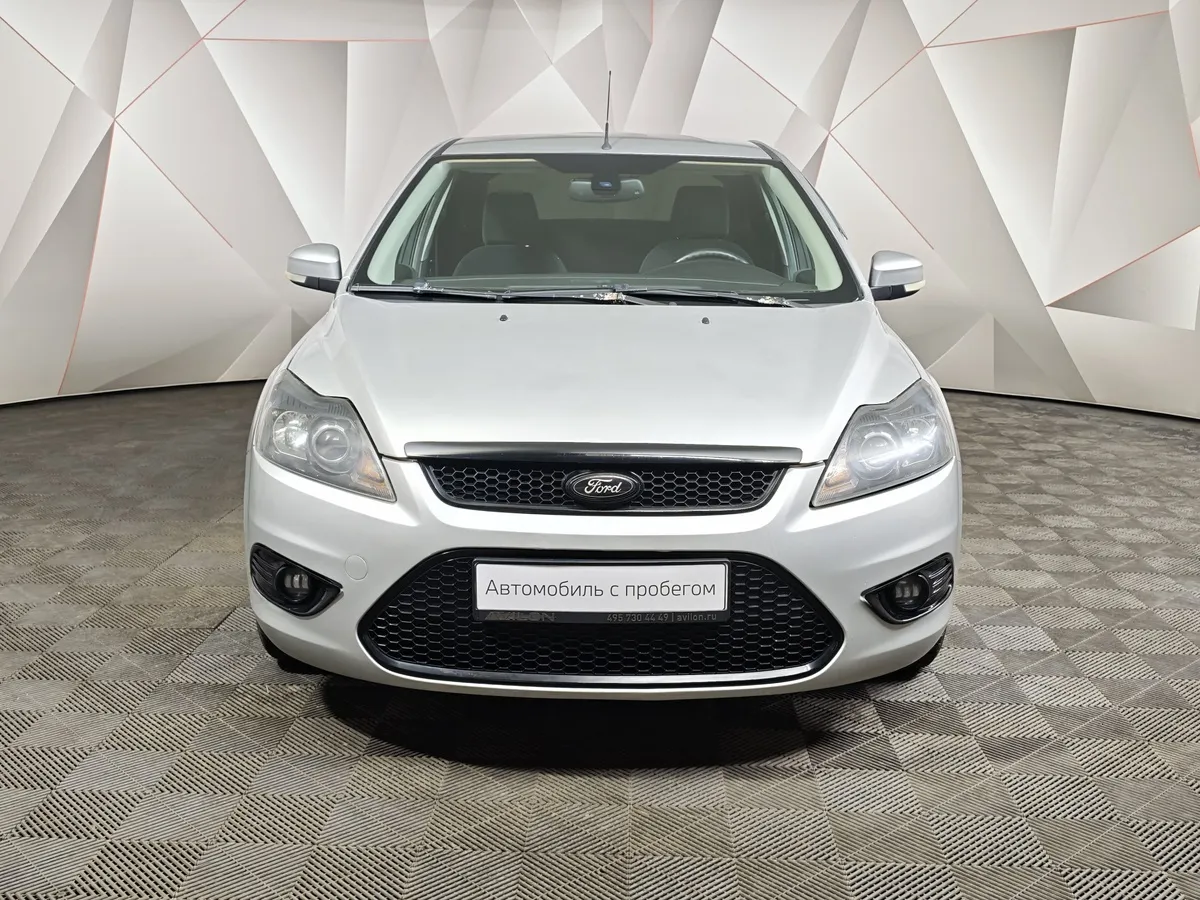 Ford Focus 2.0 AT (145 л.с.) Серебристый в АВИЛОН. Слайд №7