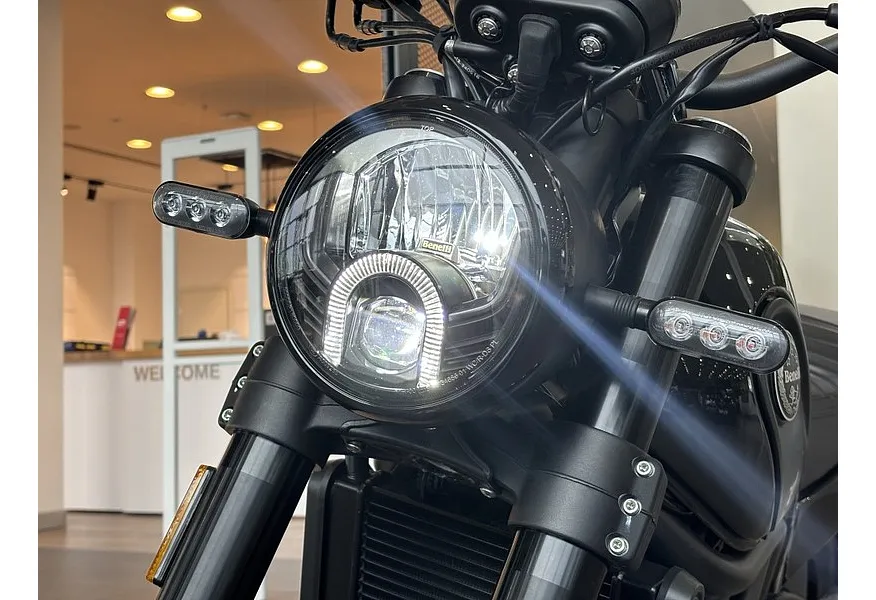 Benelli TRK 502 500 см³ (48 л.с.) 500 Комбинированный в АВИЛОН. Слайд №9