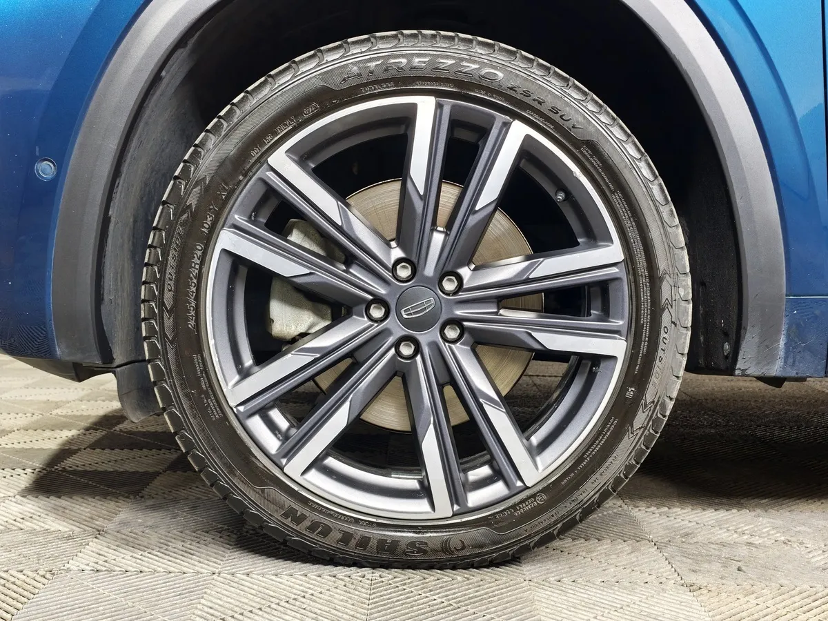 Geely Monjaro 2.0T 8AT 4WD (238 л.с.) Флагман Синий в АВИЛОН. Слайд №9