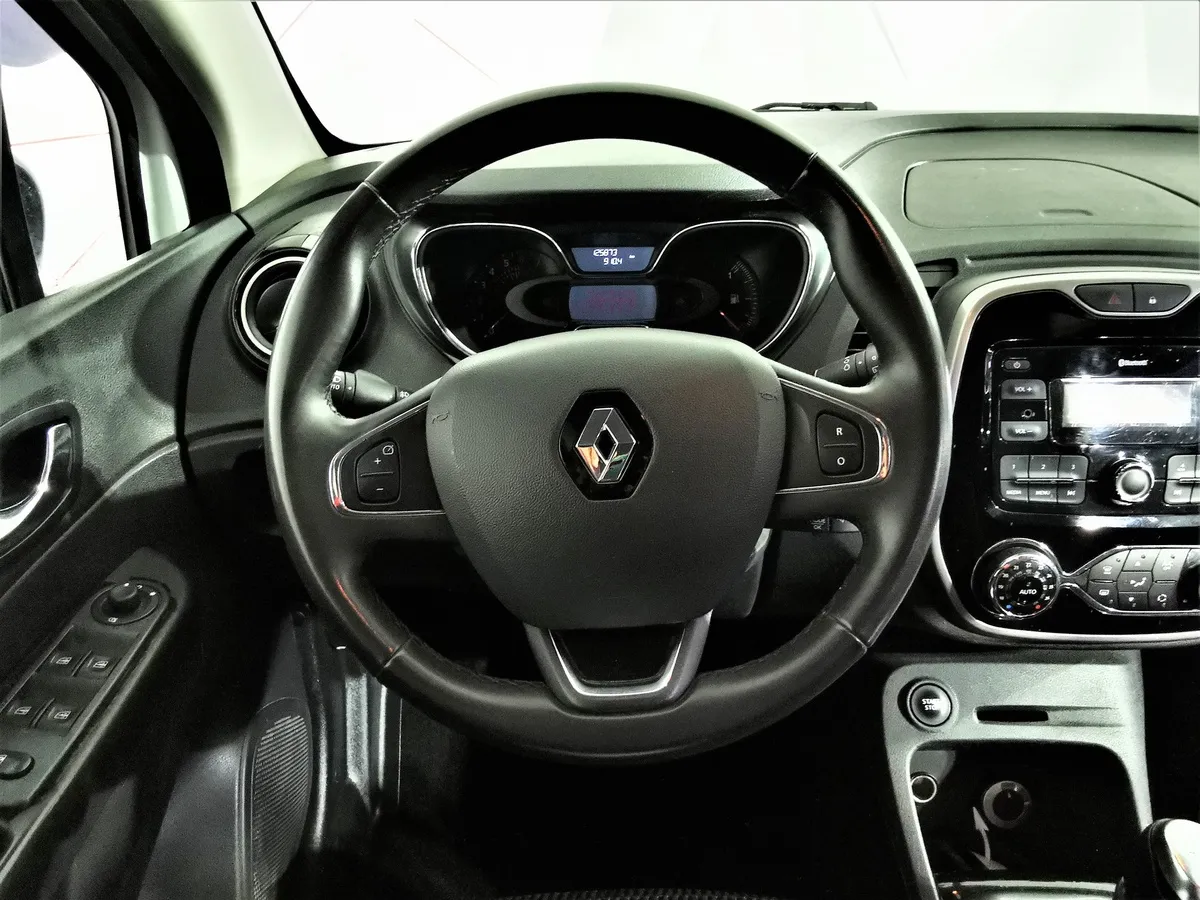 Renault Kaptur 2.0 MT AWD (143 л.с.) Drive Белый в АВИЛОН. Слайд №19