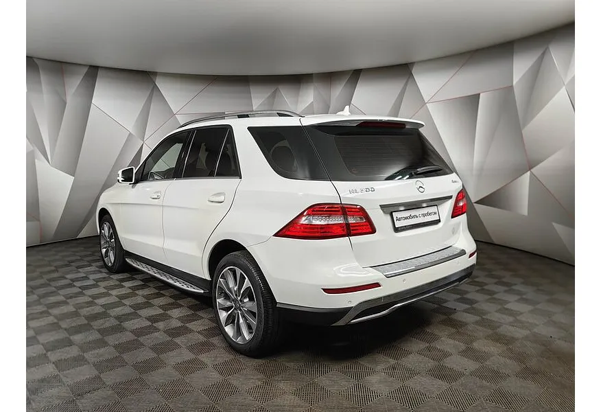Mercedes-Benz M-Класс ML 300 BlueEfficiency 7G-Tronic Plus 4Matic (249 л.с.) Белый в АВИЛОН. Слайд №4