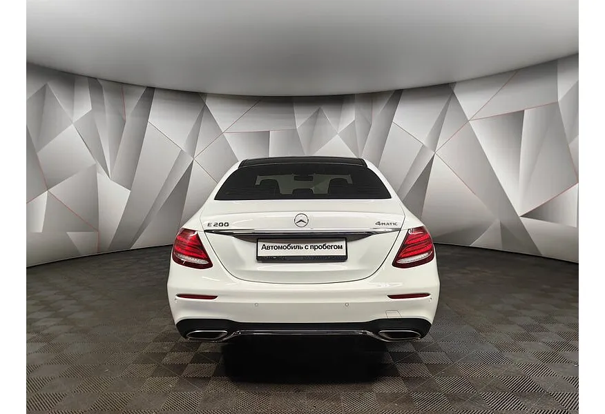 LIVE. Слайд №6