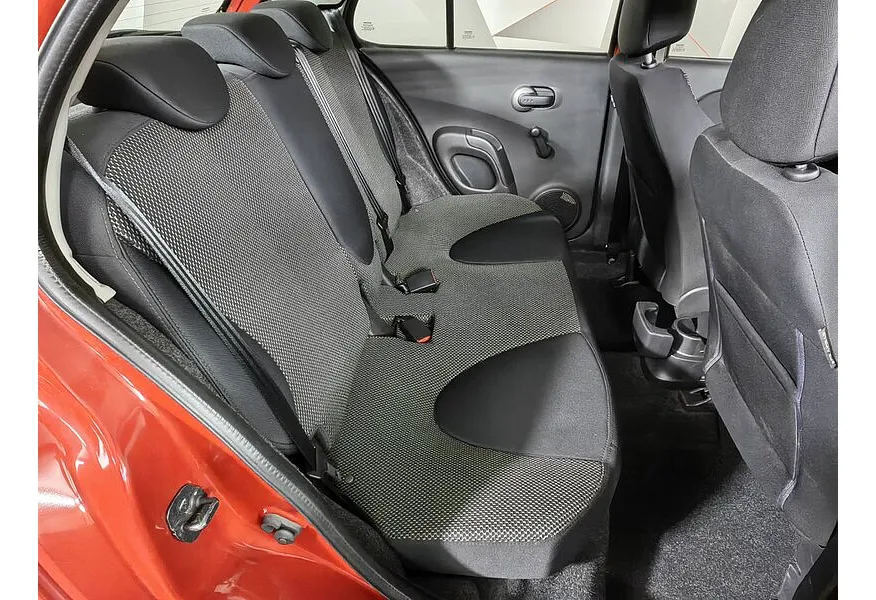 Nissan Micra 1.4 AT (88 л.с.) Красный в АВИЛОН. Слайд №14 Nissan Micra 1.4 AT (88 л.с.) Красный в АВИЛОН. Слайд №14