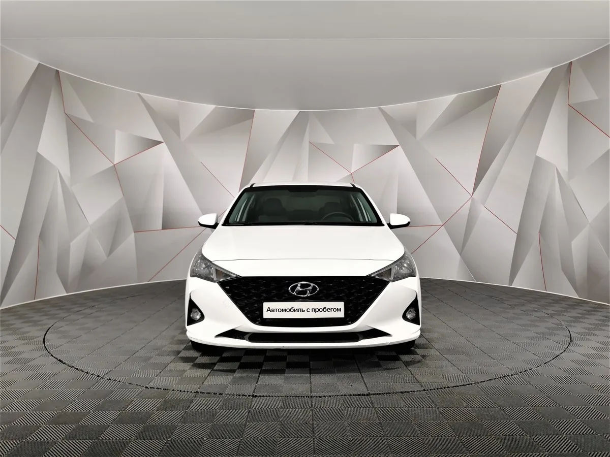 Hyundai Solaris 1.6 MT (123 л.с.) Comfort Белый в АВИЛОН. Слайд №7