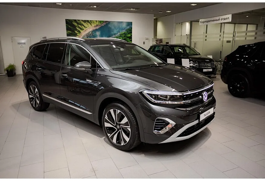 АВИЛОН - Volkswagen Talagon 2.0 7DSG AWD (220 л.с.) Luxury Wonderland Pro Черный - slide 0