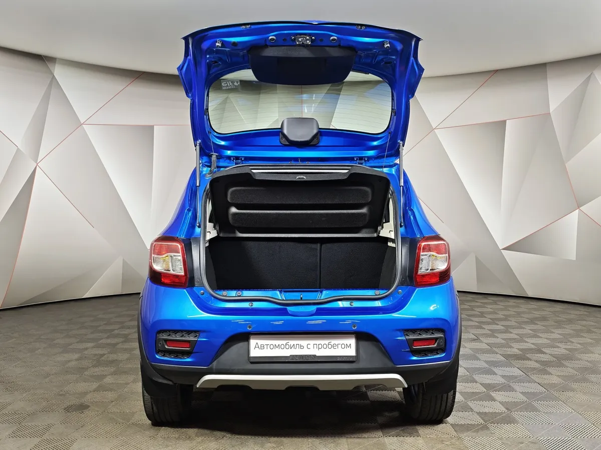 Renault Sandero 1.6 MT (113 л.с.) Stepway Drive Синий в АВИЛОН. Слайд №12