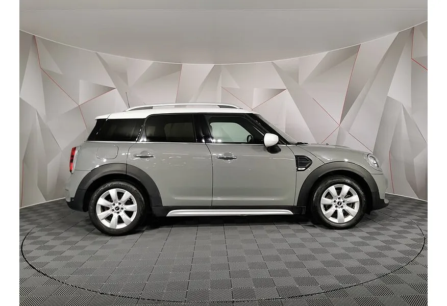 LIVE. Слайд №3