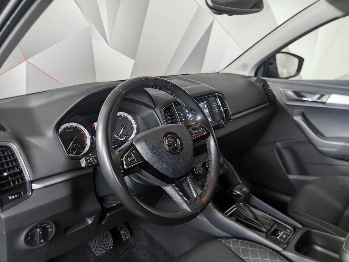 Skoda Karoq 1.4 AT FWD (150 л.с.) Ambition Коричневый в АВИЛОН. Слайд №19