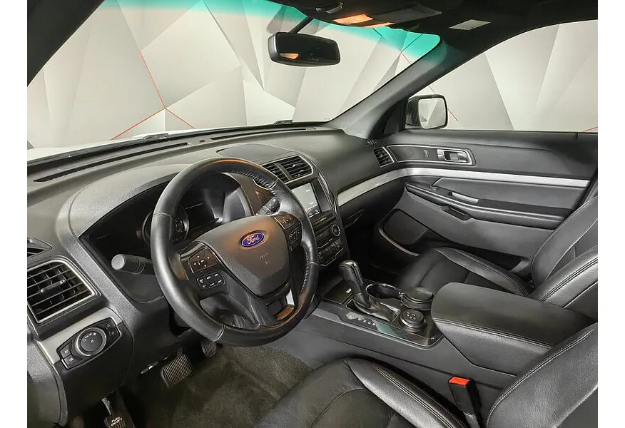 Ford Explorer 3.5 SelectShift 4WD (249 л.с.) Limited Plus Белый в АВИЛОН. Слайд №18 Ford Explorer 3.5 SelectShift 4WD (249 л.с.) Limited Plus Белый в АВИЛОН. Слайд №18