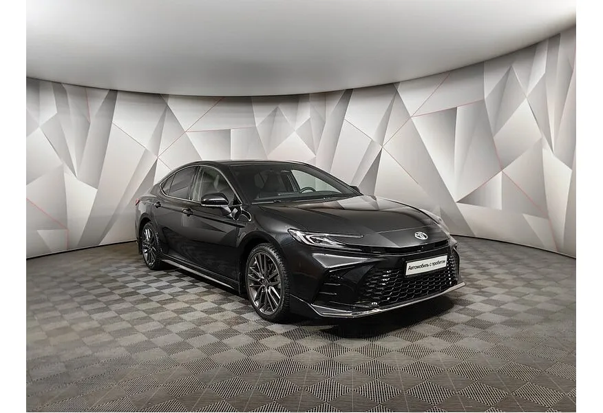 Toyota Camry 2.5 AT (200 л.с.) Luxury Черный в АВИЛОН. Слайд №3