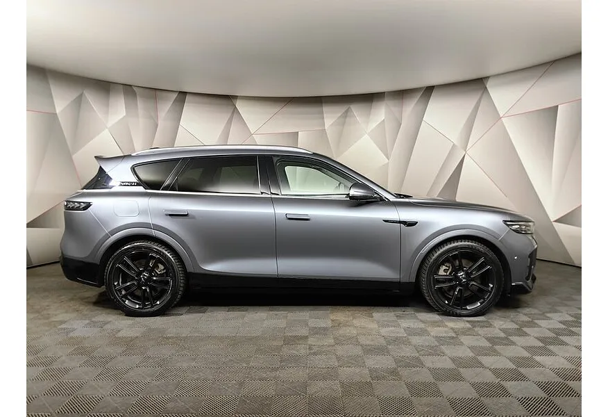 Voyah Free EVR 1.5 AT AWD (693 л.с.) Белый в АВИЛОН. Слайд №6