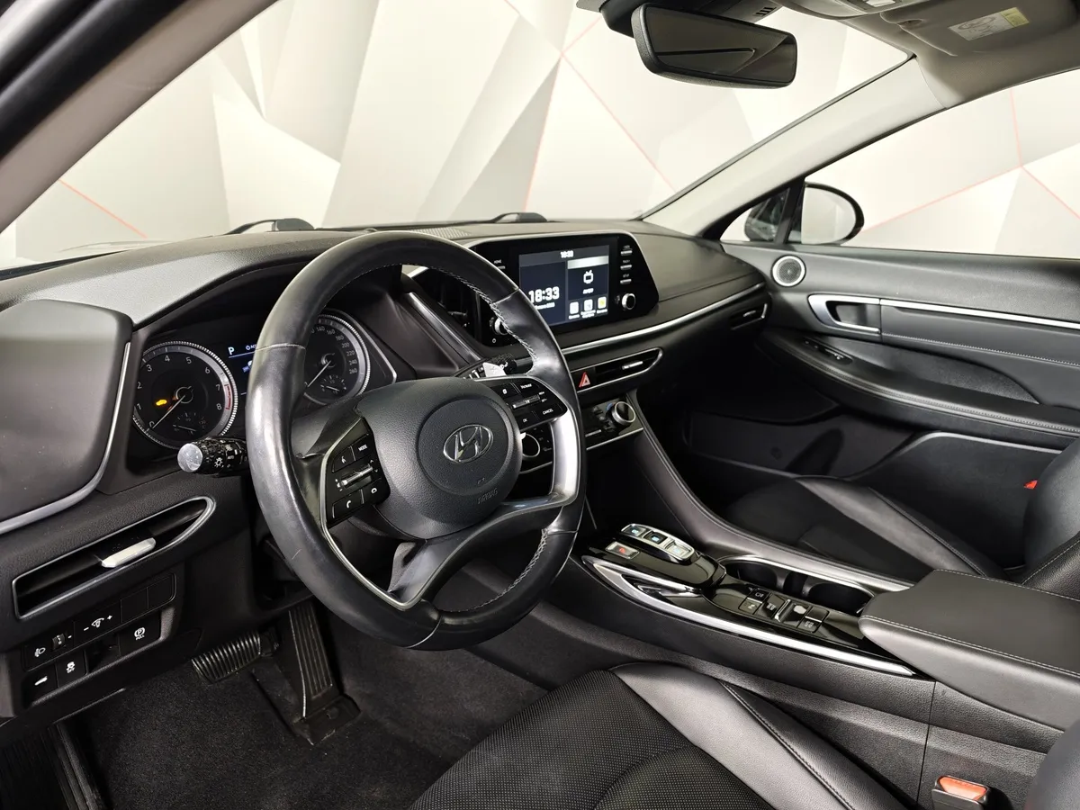 Hyundai Sonata 2.0 MPI (150 л.с.) Way Серый в АВИЛОН. Слайд №19