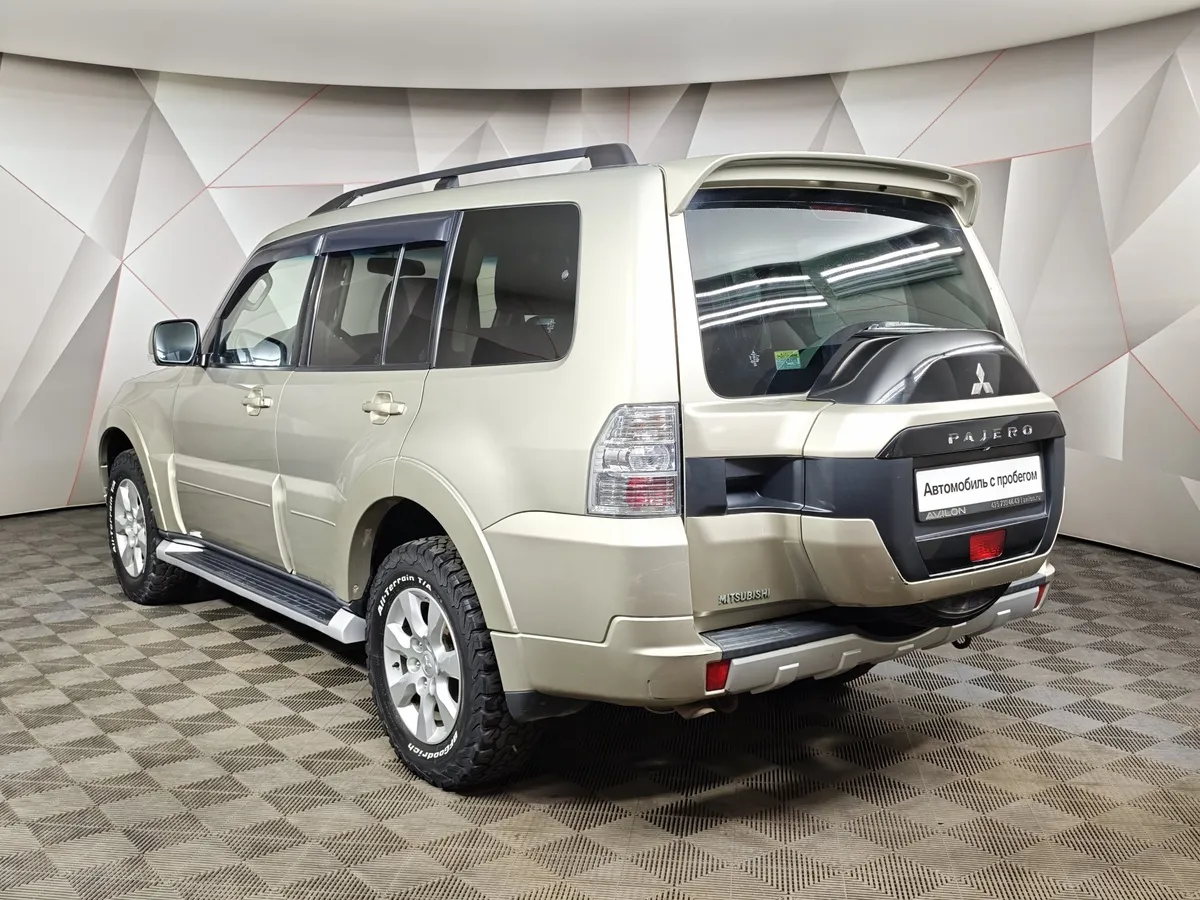 Mitsubishi Pajero 3.0 AT AWD (178 л.с.) Коричневый в АВИЛОН. Слайд №4