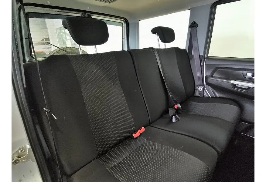 УАЗ Patriot 2.7 MT (135 л.с.) Серебристый в АВИЛОН. Слайд №17