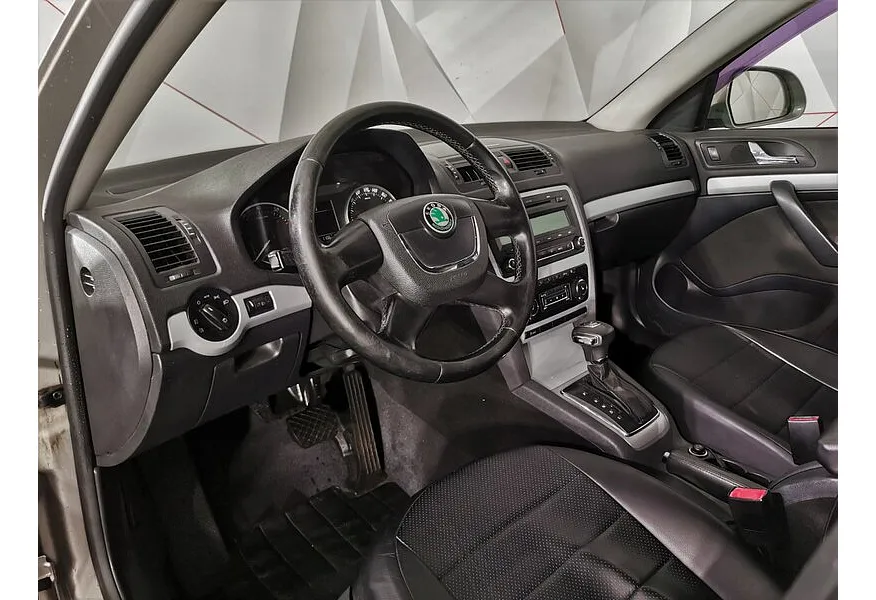 Skoda Octavia 1.4 TSI DSG (122 л.с.) Серый в АВИЛОН. Слайд №17