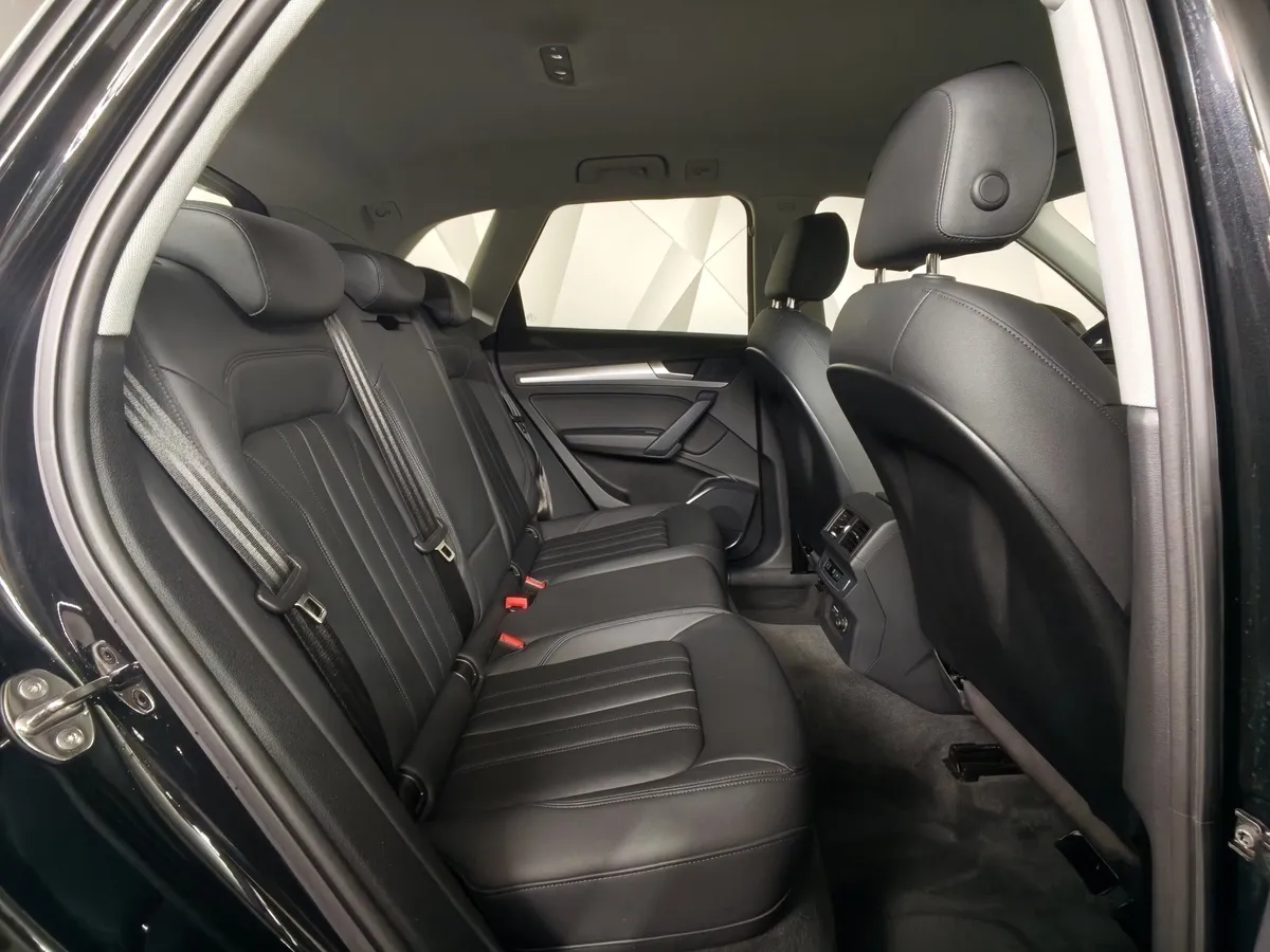 Audi Q5 2.0 TFSI S tronic quattro (249 л.с.) Черный в АВИЛОН. Слайд №15