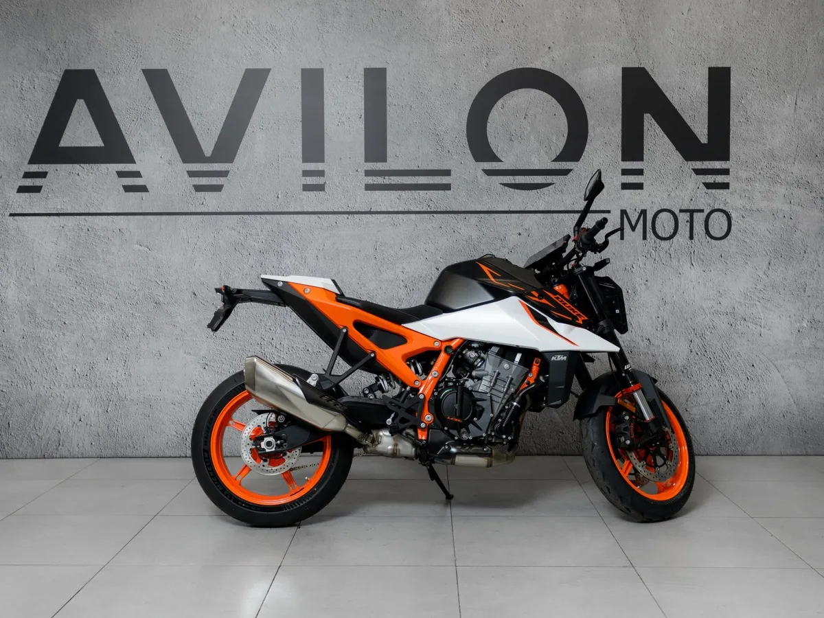 KTM 990 Duke 947 см³ (123 л.с.) 947 Белый в АВИЛОН. Слайд №4