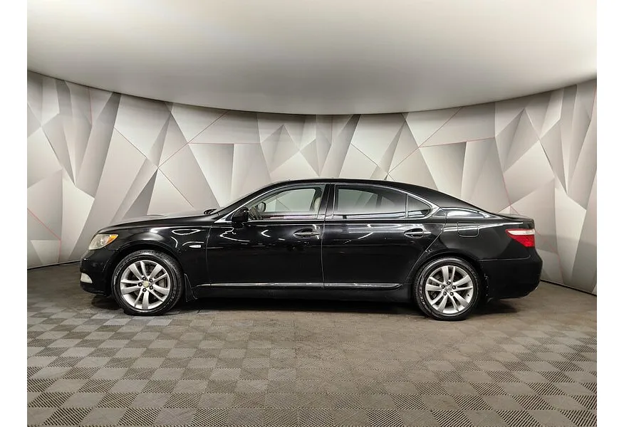 Lexus LS 460 L AT (381 л.с.) Exclusive 4 Черный в АВИЛОН. Слайд №5