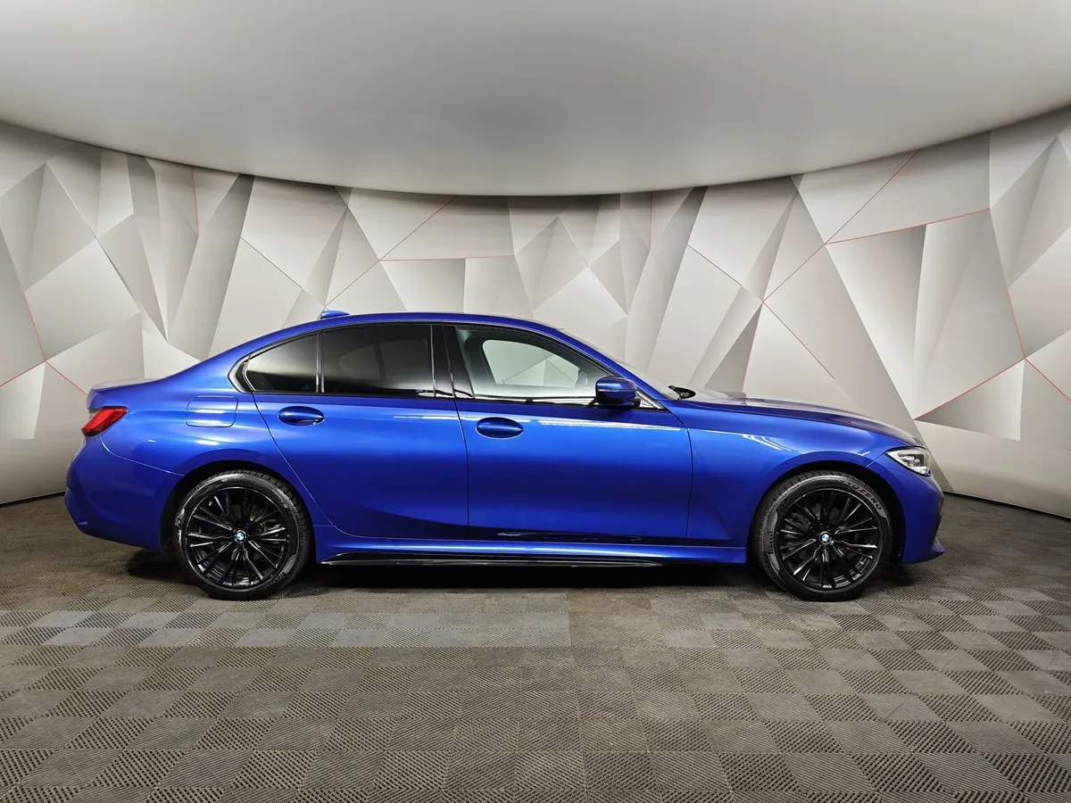 BMW 3 серия 320i xDrive (184 л.с.) M Sport Pure Синий в АВИЛОН. Слайд №6