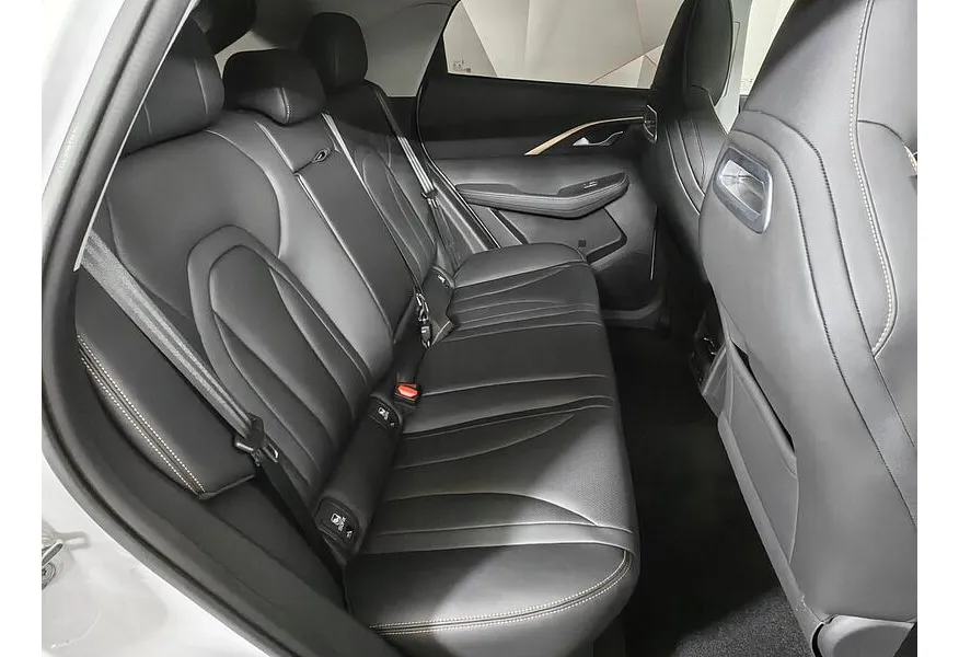 Omoda C5 1.5T CVT (147 л.с.) Ultimate Белый в АВИЛОН. Слайд №16