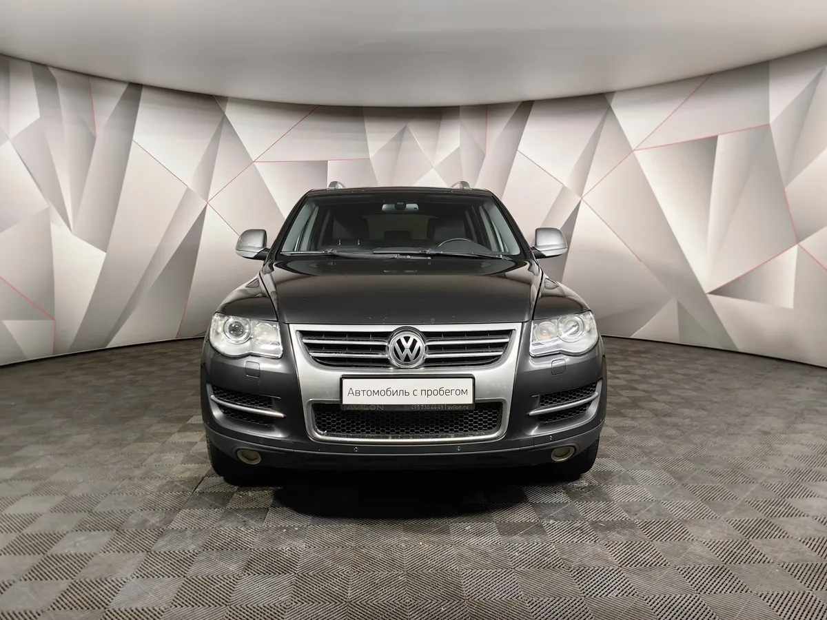 Volkswagen Touareg 4.2 Tiptronic (310 л.с.) Черный в АВИЛОН. Слайд №7