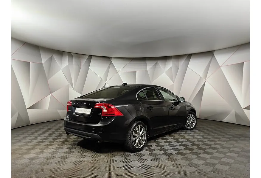 Volvo S60 1.6 T4 Turbo Powershift (180 л.с.) Черный в АВИЛОН. Слайд №2