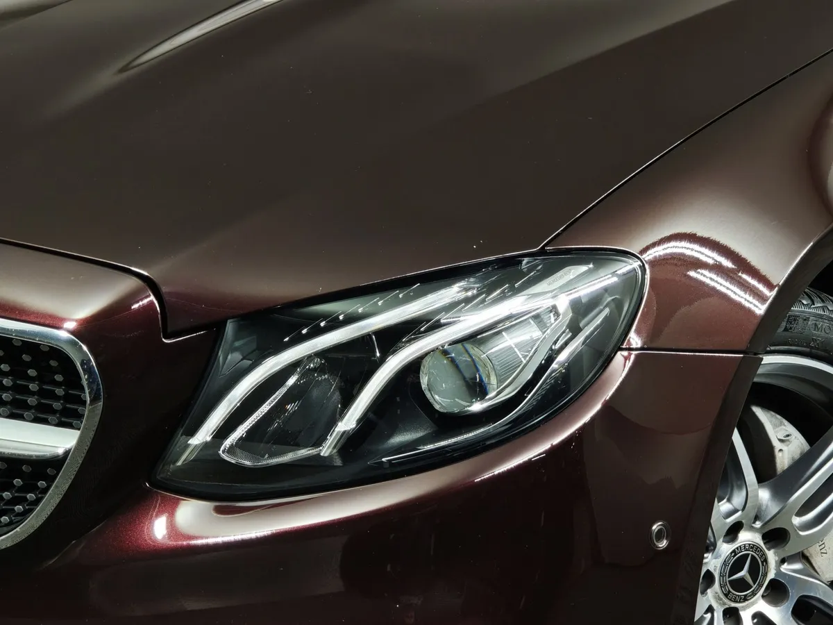 Mercedes-Benz E-Класс E 200 4MATIC G-TRONIC (184 л.с.) Sport Красный в АВИЛОН. Слайд №10