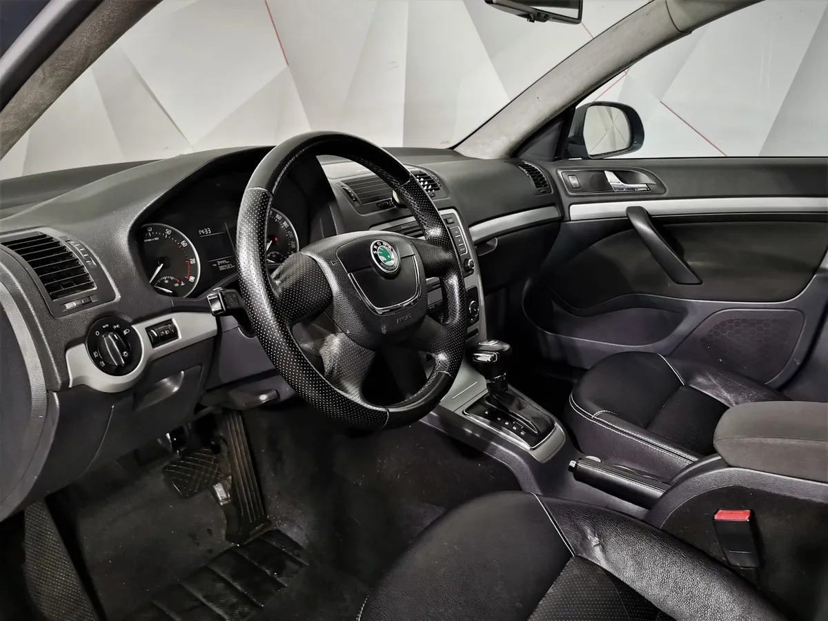 Skoda Octavia 1.4 TSI DSG (122 л.с.) Серый в АВИЛОН. Слайд №18