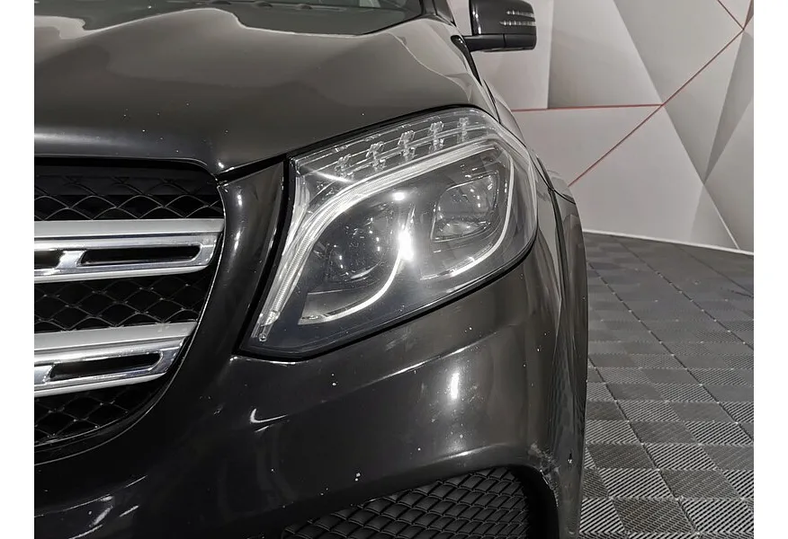 Mercedes-Benz GLS 400 4MATIC 9G-TRONIC (333 л.с.) Особая серия Черный в АВИЛОН. Слайд №10