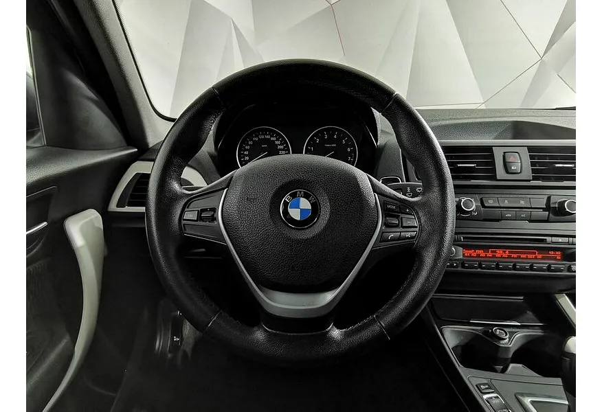 BMW 1 серия 116i AT (136 л.с.) Черный в АВИЛОН. Слайд №15 BMW 1 серия 116i AT (136 л.с.) Черный в АВИЛОН. Слайд №15