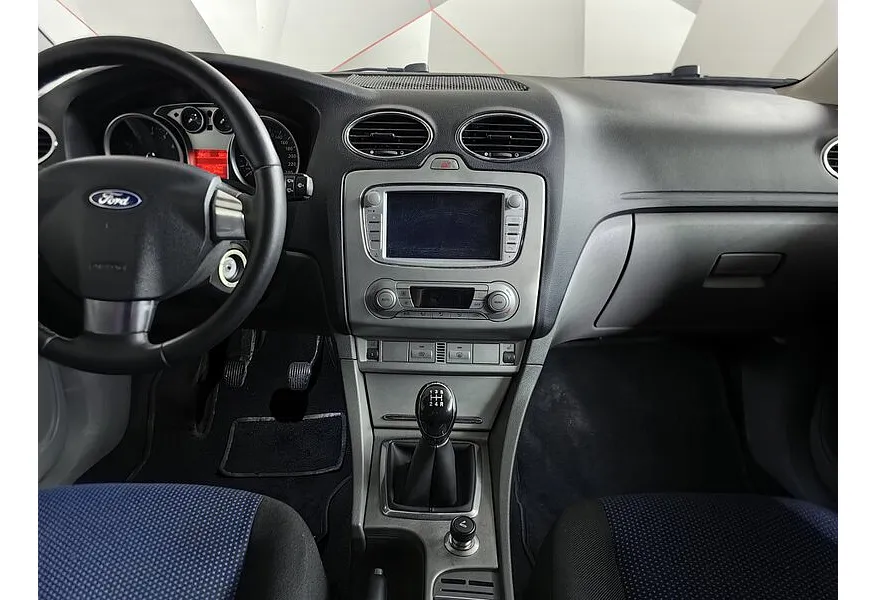 Ford Focus 1.8 MT (125 л.с.) Ghia Серый в АВИЛОН. Слайд №13