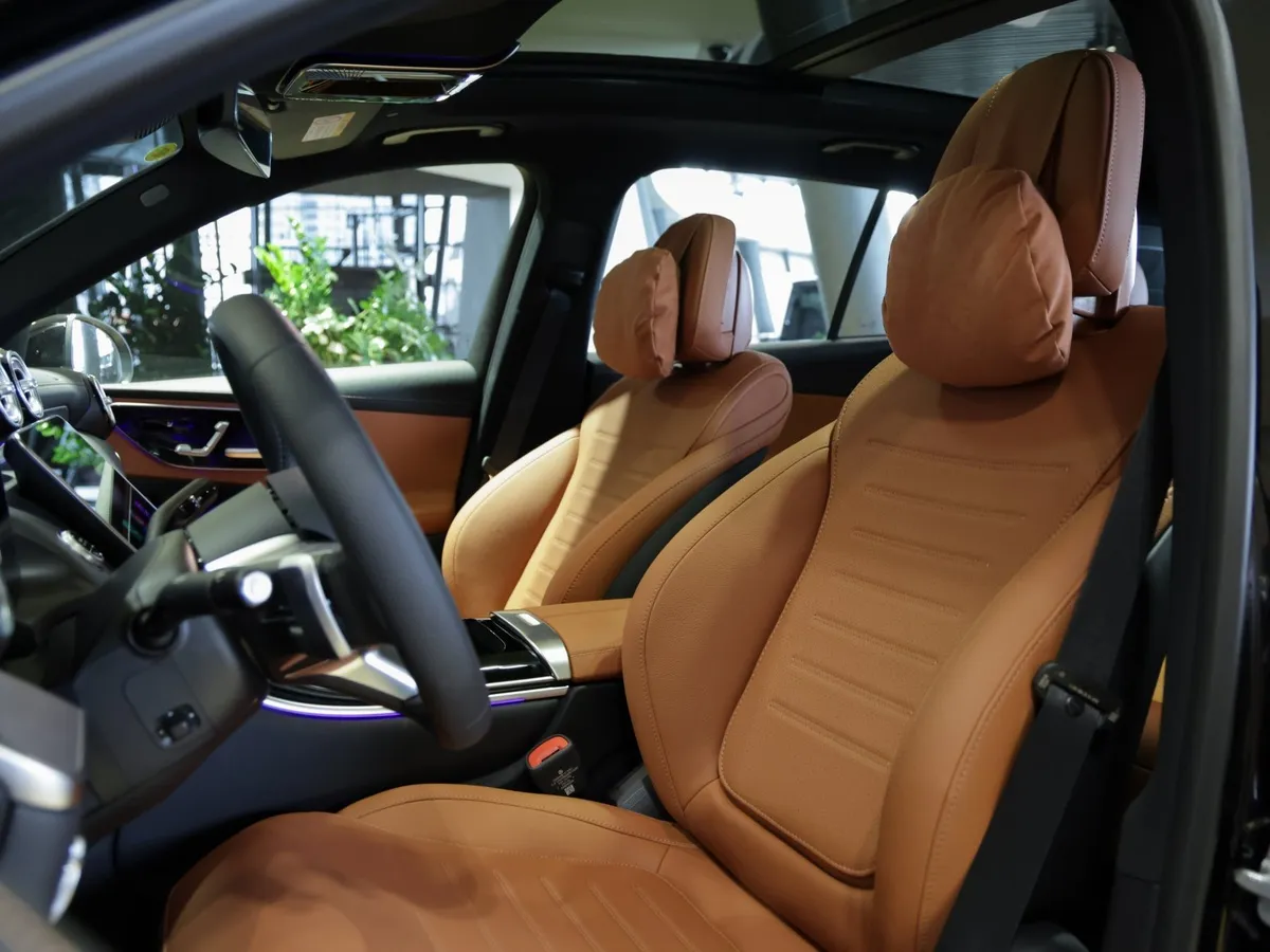 Mercedes-Benz GLC 260 L 9G-TRONIC 4MATIC (197 л.с.) Черный в АВИЛОН. Слайд №12