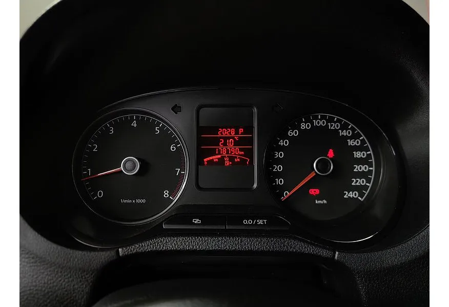 АВИЛОН - Volkswagen Polo 1.6 Tiptronic (105 л.с.) Comfortline Серебристый - slide 12