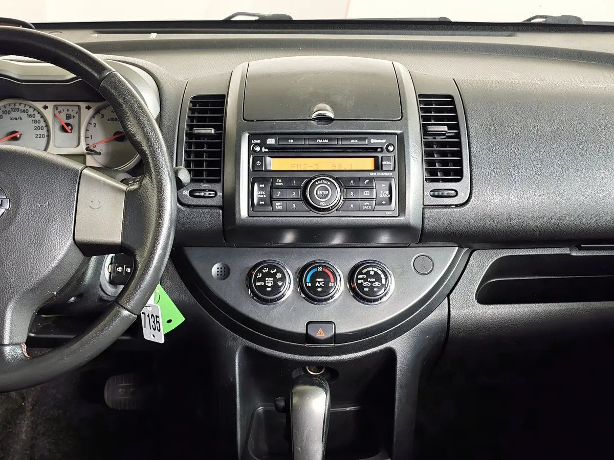 Nissan Note 1.6 AT (110 л.с.) Черный в АВИЛОН. Слайд №15