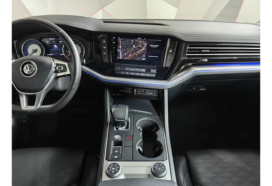 Volkswagen Touareg 2.0 TSI Tiptronic 4Motion (249 л.с.) Respect Серый в АВИЛОН. Слайд №15