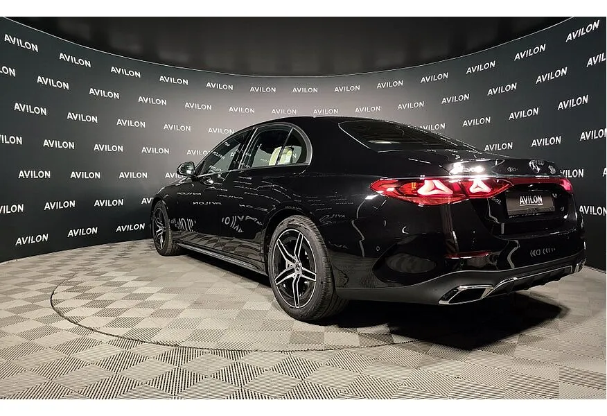 Mercedes-Benz E-Класс E 300 4MATIC (258 л.с.) Черный в АВИЛОН. Слайд №7