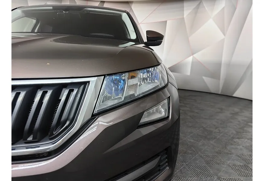 Skoda Kodiaq 1.4 TSI DSG (150 л.с.) Коричневый в АВИЛОН. Слайд №10