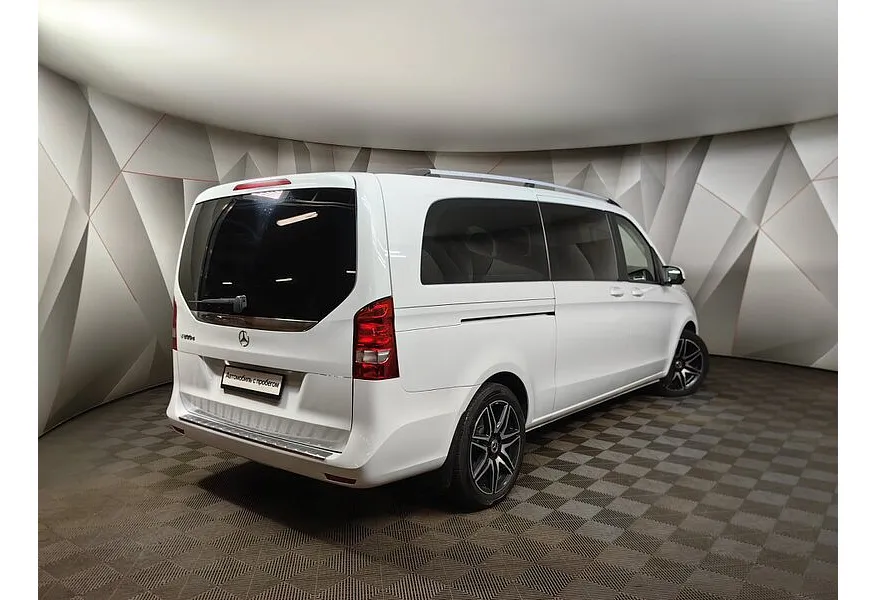 LIVE. Слайд №8