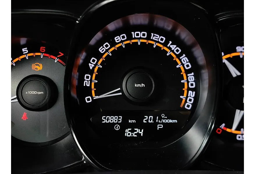 ВАЗ (Lada) Vesta 1.6 CVT (113 л.с.) Красный в АВИЛОН. Слайд №18