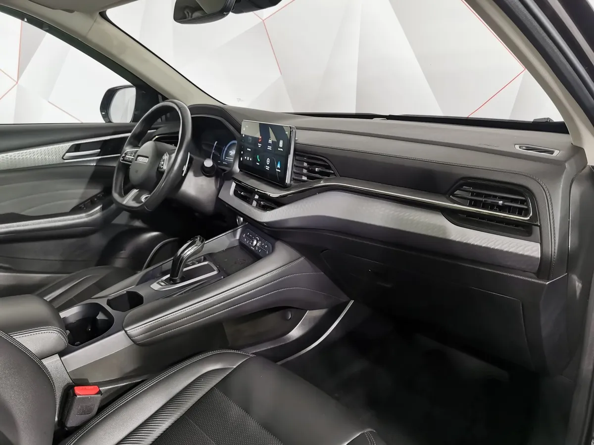 Haval F7 2.0 AT 4WD (190 л.с.) Premium Черный в АВИЛОН. Слайд №12