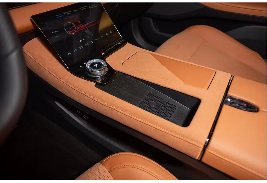 Voyah Passion 1.5 AT AWD (530 л.с.) Executive Черный в АВИЛОН. Слайд №19