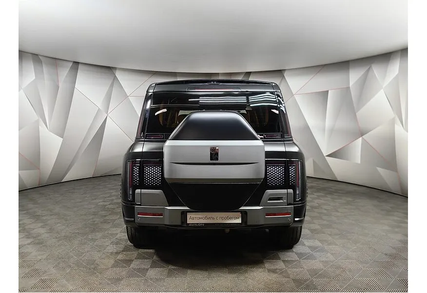 BYD Yangwang U8 2.0T PHEV AT AWD (1197 л.с.) Deluxe Edition Черный в АВИЛОН. Слайд №8