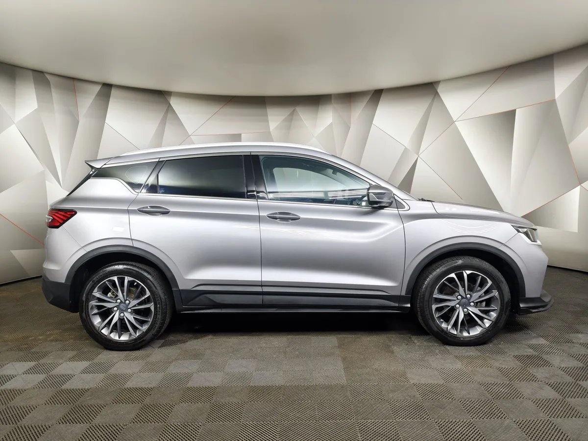 Geely Coolray 1.5T 7DCT 2WD (150 л.с.) Luxury Серый в АВИЛОН. Слайд №6