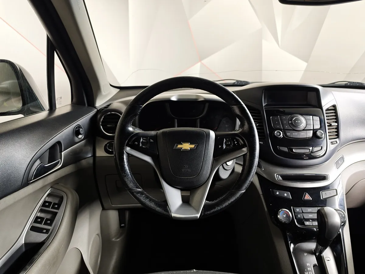 Chevrolet Orlando 1.8 AT (141 л.с.) Черный в АВИЛОН. Слайд №17