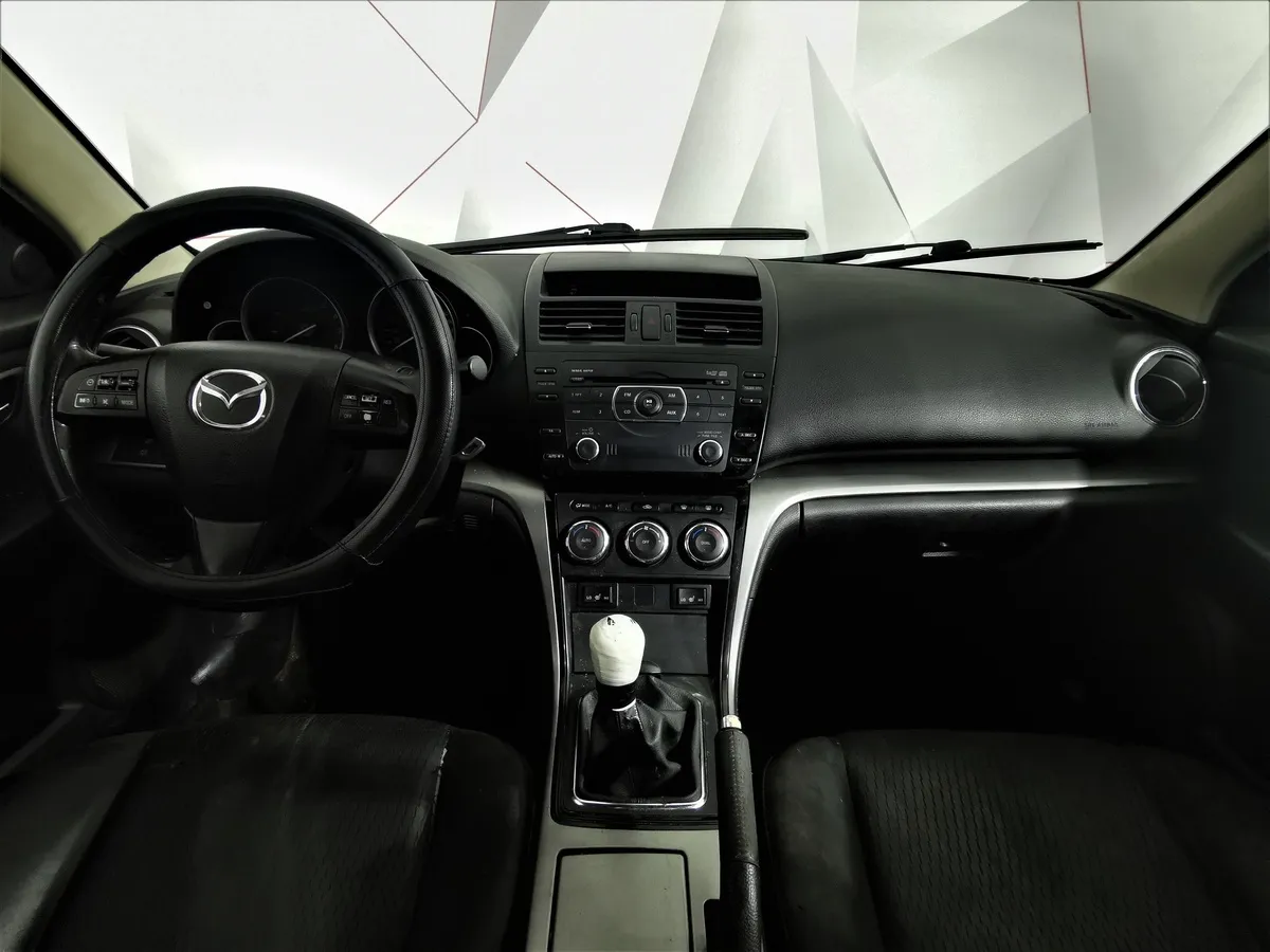 Mazda 6 1.8 MT (120 л.с.) Черный в АВИЛОН. Слайд №11