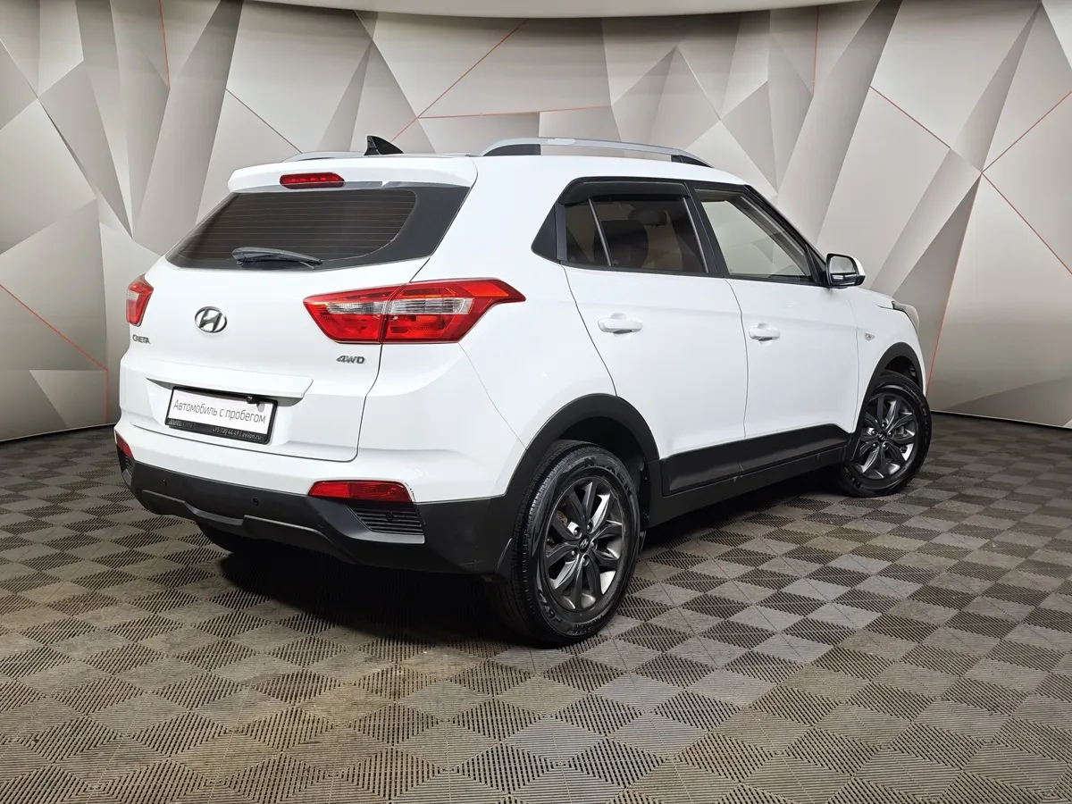 Hyundai Creta 1.6 MT AWD (121 л.с.) Comfort Белый в АВИЛОН. Слайд №2