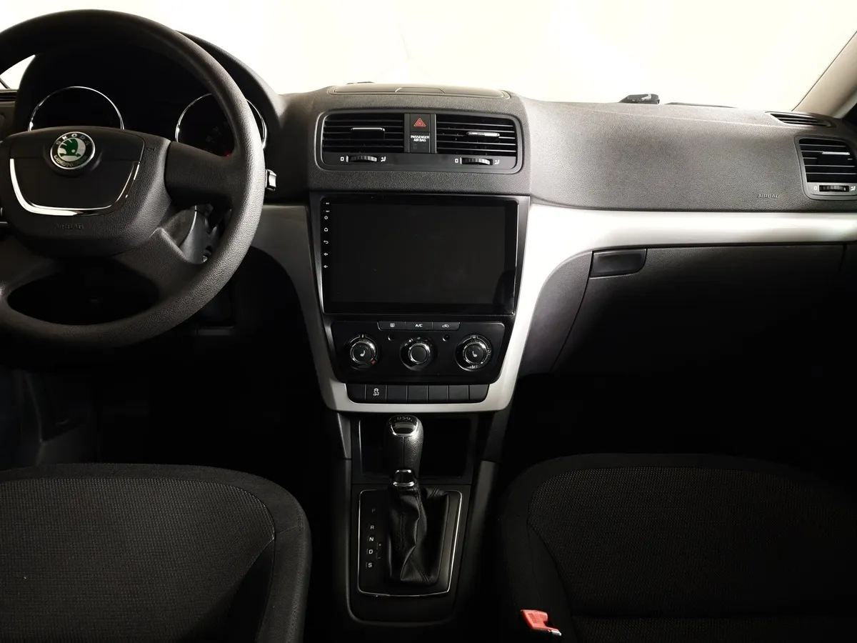 Skoda Yeti 1.2 TSI DSG (105 л.с.) Active Бежевый в АВИЛОН. Слайд №13
